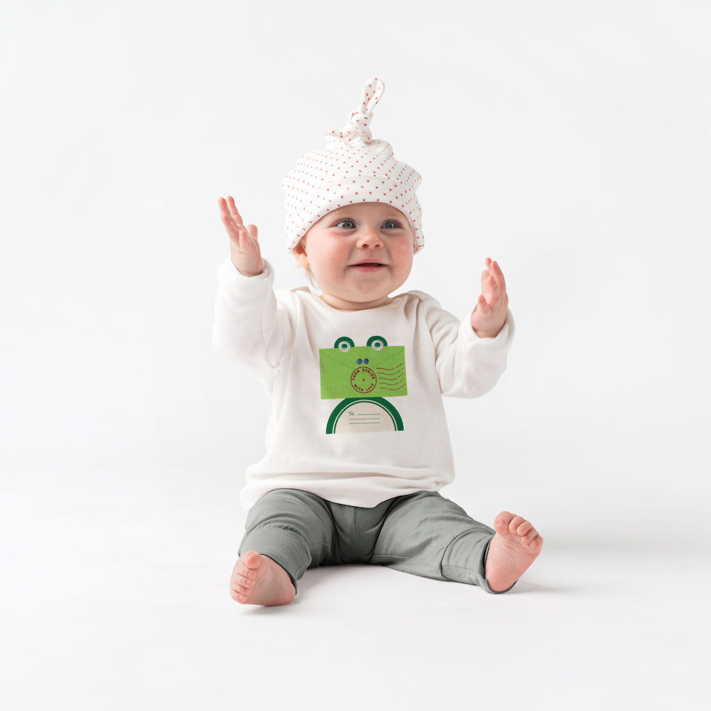 Lifestyle - Frog Organic T-Shirt Made From 100% Organic Cotton. Free Drawstring Gift